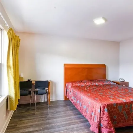 Hillside Manor Motel